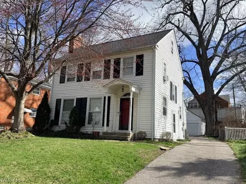 3557 Glencairn Rd, Shaker Heights, OH 44122