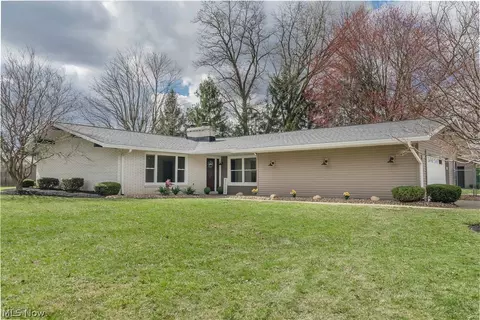 4233 Hyatt Ave NW, Massillon, OH 44646