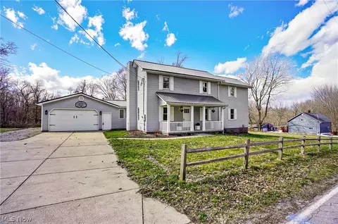 6040 Quarry Rd, Lowellville, OH 44436