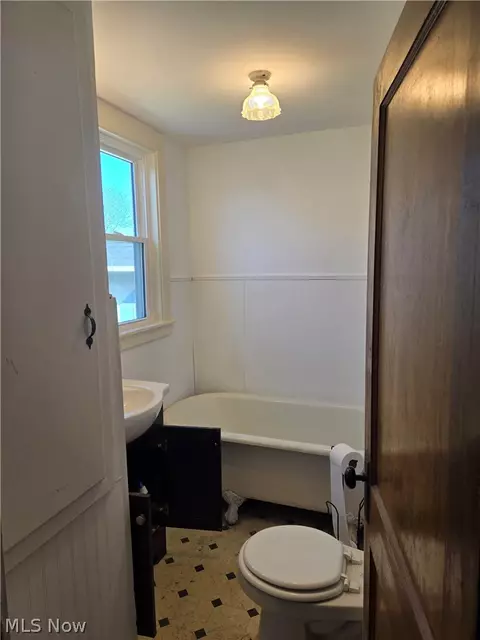Bath - 319 17th St, Elyria, OH 44035 photo 1 of 1
