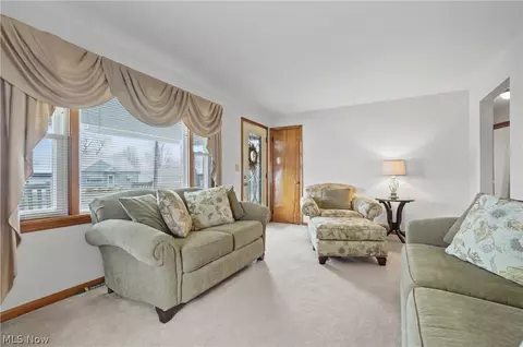Other - 226 Helena Dr, Struthers, OH 44471 photo 2 of 11