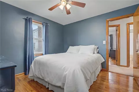 Bedroom - 226 Helena Dr, Struthers, OH 44471 photo 4 of 8