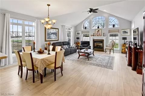 Dining - 5121 Shepherds Gln, Willoughby, OH 44094 photo 1 of 3