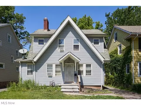 941 Dresden Rd, Cleveland Heights, OH 44112