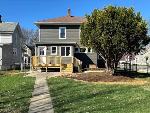 403 Park St, Willard, OH 44890 photo 10