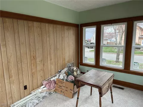 403 Park St, Willard, OH 44890 photo 24