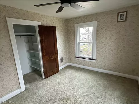403 Park St, Willard, OH 44890 photo 13