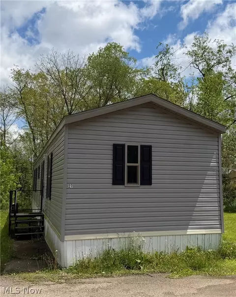 2606 Lincoln Way NW #27, Massillon, OH 44647