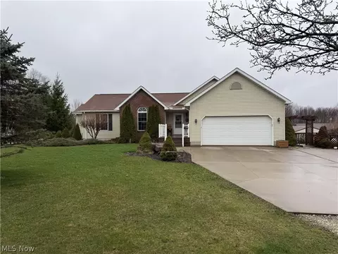 7047 Dial Rd SW, Carrollton, OH 44615