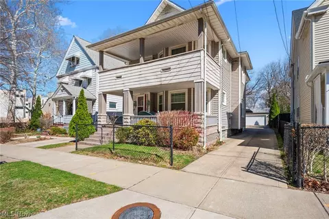 1627 E 118th St, Cleveland, OH 44106