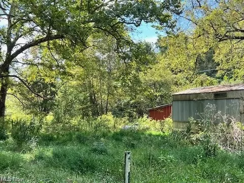 1205 Horse Lick Rd, Gallipolis Ferry, WV 25515