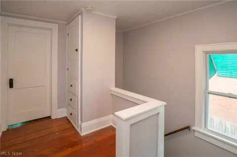 Entry Way - 315 Korman Ave NE, Massillon, OH 44646 photo 2 of 2