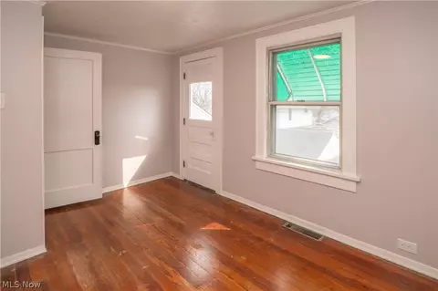 Bedroom - 315 Korman Ave NE, Massillon, OH 44646 photo 3 of 7