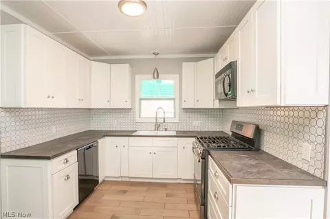 Kitchen - 315 Korman Ave NE, Massillon, OH 44646 photo 1 of 3