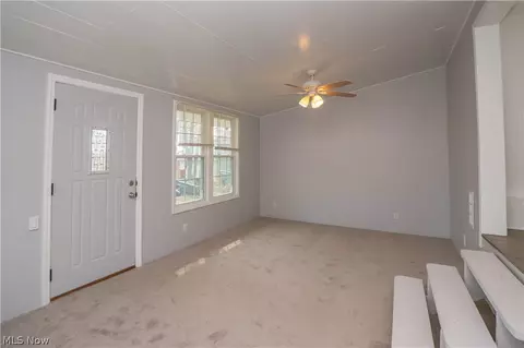 Living - 315 Korman Ave NE, Massillon, OH 44646 photo 6 of 8