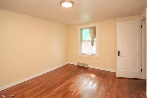 Bedroom - 315 Korman Ave NE, Massillon, OH 44646 photo 5 of 7