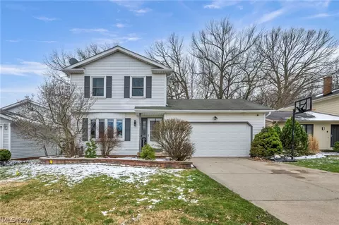 13800 Milo Rd, Garfield Heights, OH 44125