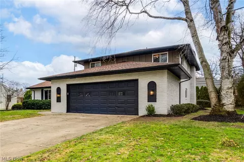 19681 Westover Ave, Rocky River, OH 44116