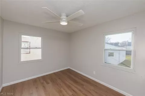 Bedroom - 609 Princeton Ave, Elyria, OH 44035 photo 2 of 8