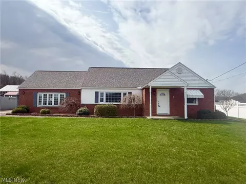 316 Clema Ave, Saint Marys, WV 26170