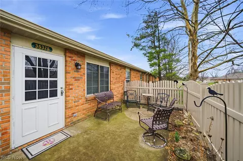 35375 Greenwich Ave, North Ridgeville, OH 44039