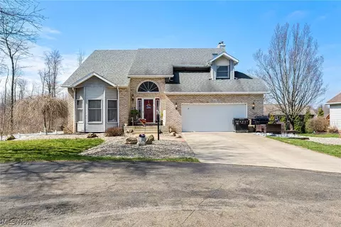 3151 Edinburg Ave NW, Canton, OH 44708