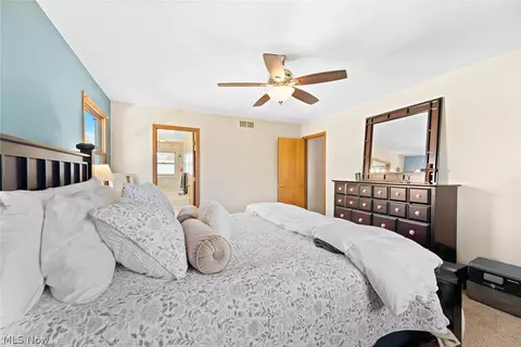 3151 Edinburg Ave NW, Canton, OH 44708 photo 19