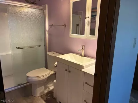 Bath - 7374 Eisenhower Dr #3, Boardman, OH 44512 photo 1 of 1