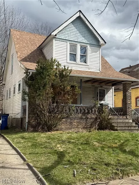 3025 E 128th St, Cleveland, OH 44120