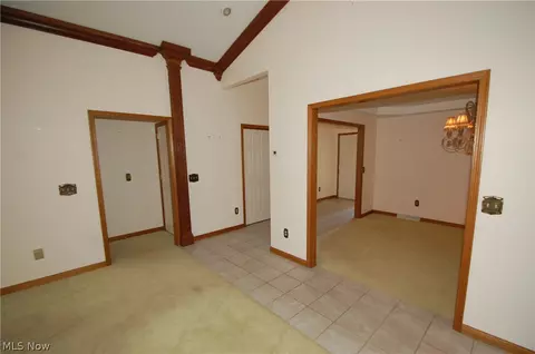 Entry Way - 7863 Walnut St #A, Boardman, OH 44512 photo 2 of 2