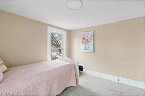 Bedroom - 462 Spaulding St, Akron, OH 44310 photo 4 of 5