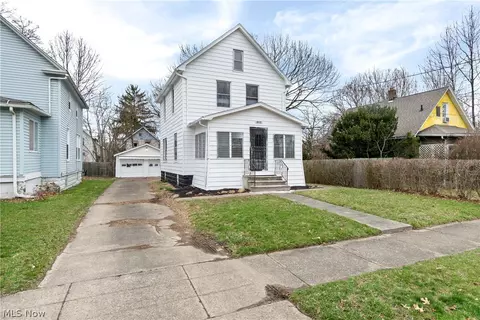 462 Spaulding St, Akron, OH 44310