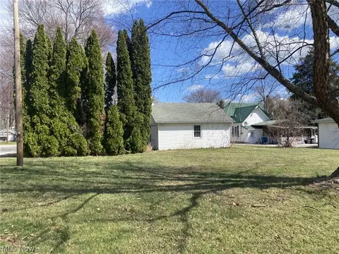 418 Adams Ave, Huron, OH 44839 photo 8