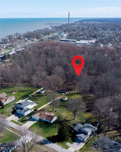 Woodruff Drive, Sheffield Lake, OH 44054