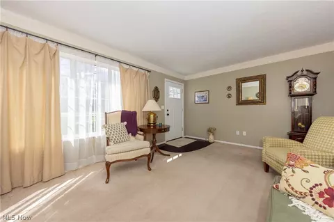 Entry Way - 9633 Ryan Dr, Mentor, OH 44060 photo 1 of 1