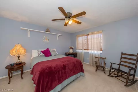 Bedroom - 9633 Ryan Dr, Mentor, OH 44060 photo 5 of 7