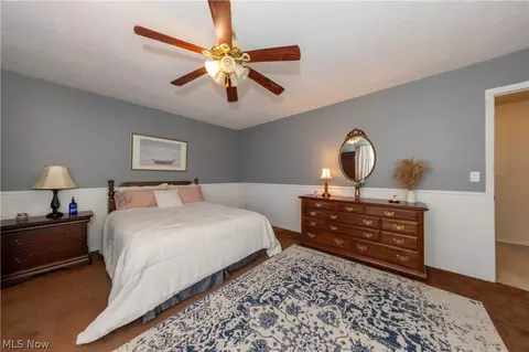 Bedroom - 9633 Ryan Dr, Mentor, OH 44060 photo 3 of 7