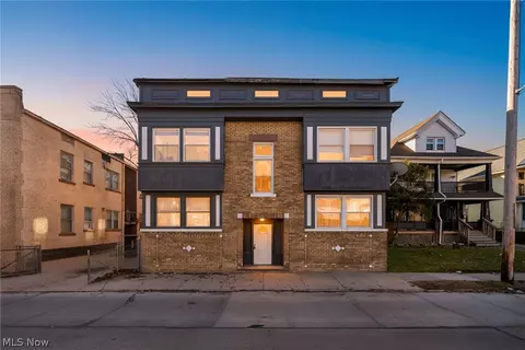 12014 Iowa Ave, Cleveland, OH 44108