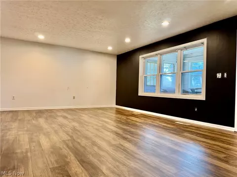 Living - 311 Lloyd St, Dover, OH 44622 photo 1 of 4