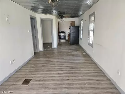 Living - 27292 Lake Front Dr, Beloit, OH 44609 photo 2 of 3