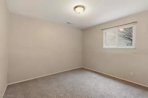 32430 N Roundhead Dr, Solon, OH 44139 photo 22