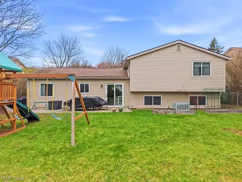 32430 N Roundhead Dr, Solon, OH 44139 photo 34