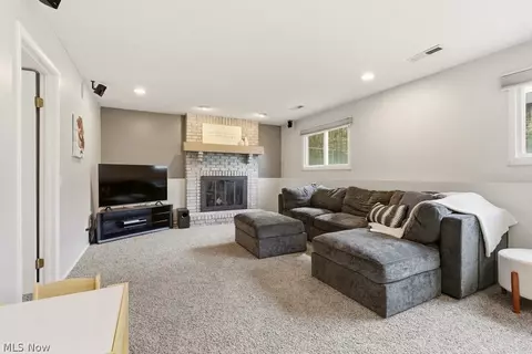 32430 N Roundhead Dr, Solon, OH 44139 photo 18