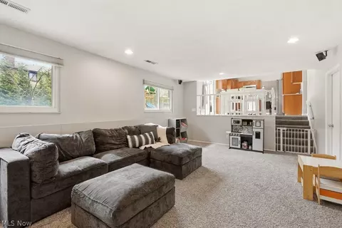 32430 N Roundhead Dr, Solon, OH 44139 photo 19