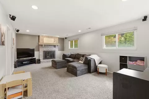 32430 N Roundhead Dr, Solon, OH 44139 photo 21