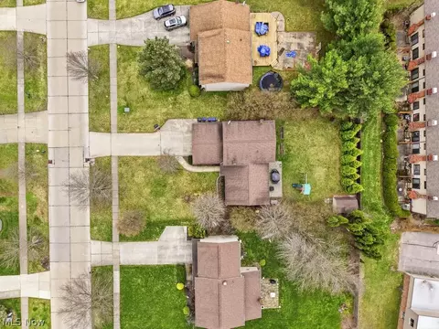 32430 N Roundhead Dr, Solon, OH 44139 photo 37