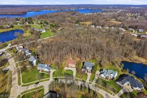 View/Area - 309 High Blf, Aurora, OH 44202 photo 3 of 3