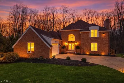 Exterior - 309 High Blf, Aurora, OH 44202 photo 6 of 6