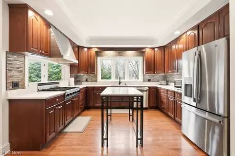 Kitchen - 309 High Blf, Aurora, OH 44202 photo 1 of 5