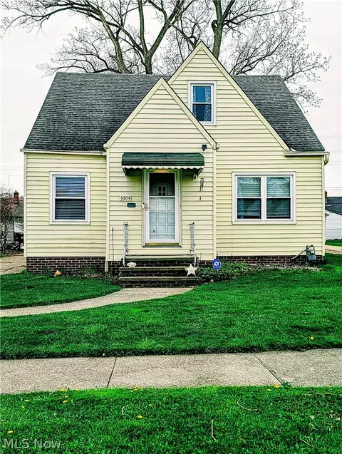 3309 Lincoln Ave, Parma, OH 44134